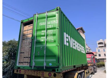 Water fed cleaning tool Container delivery