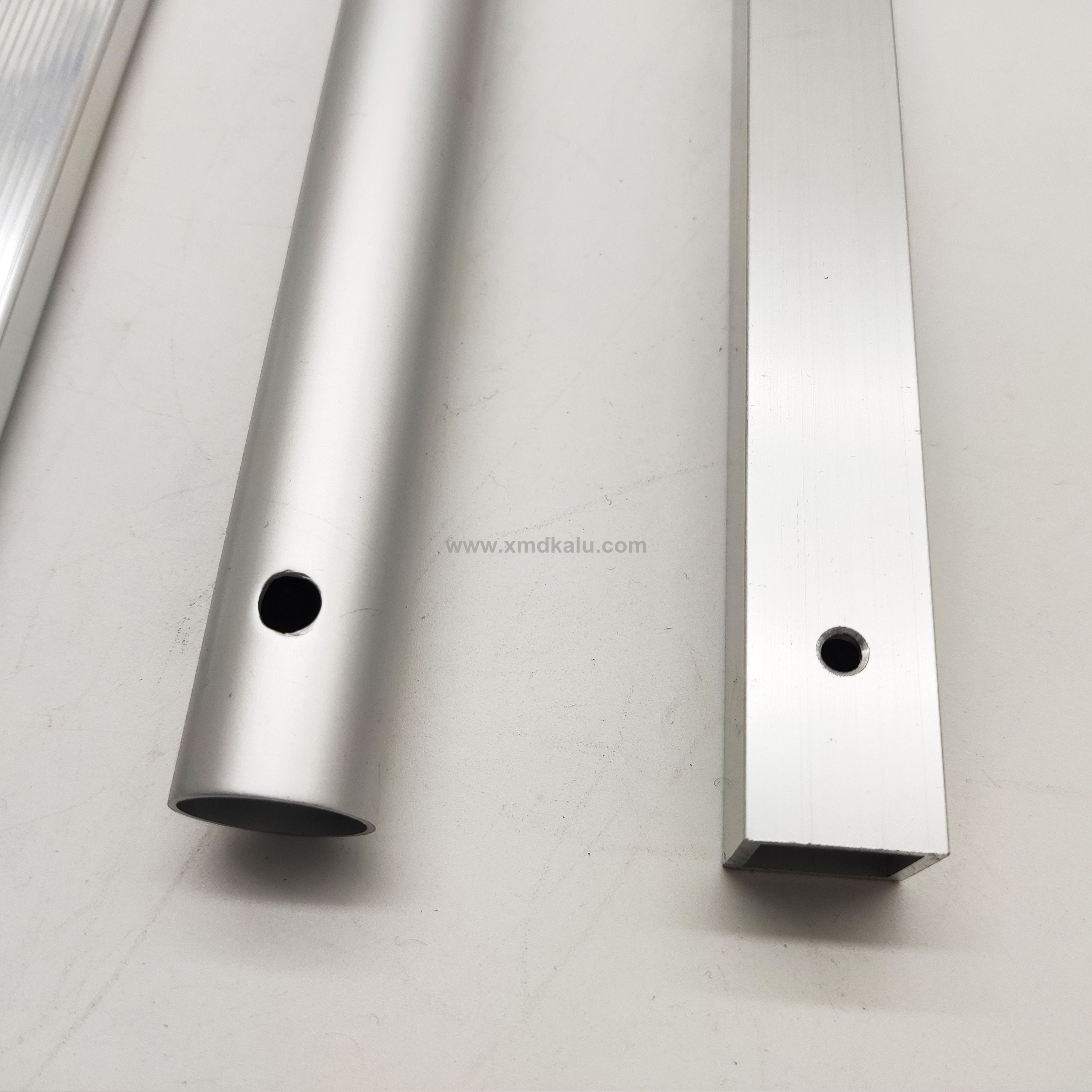 Punching 6061 6063 T6 Aluminum Pole Round Tube Square Pipe Bending